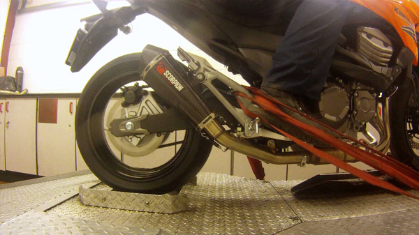 ヤマハ MT-09 SCORPION(スコーピオン) マフラーを探す(1) | バイクパーツ通販 Webike